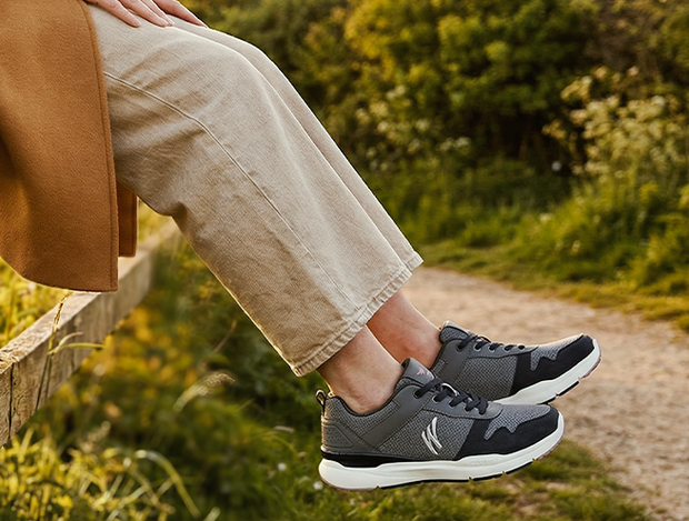 YOUR GO-TO COMFORT SNEAKERS.