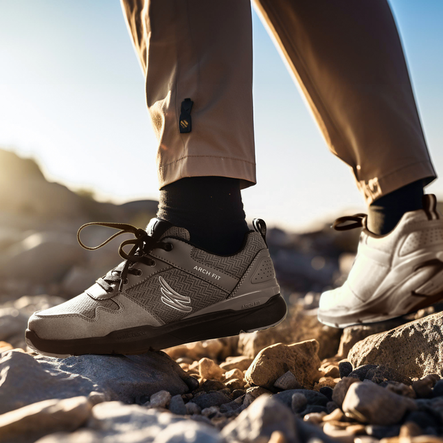 Shoes for heel 2025 pain for mens